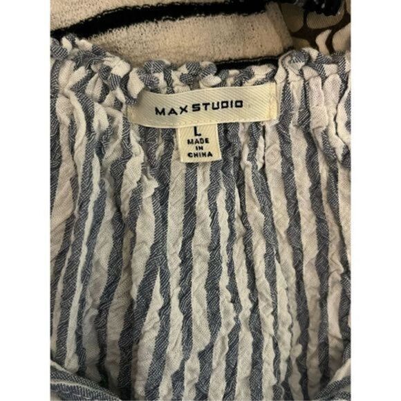 Max Studio Blue and White Striped Top. Scoop Neck.  Size Large - Picture 2 of 5